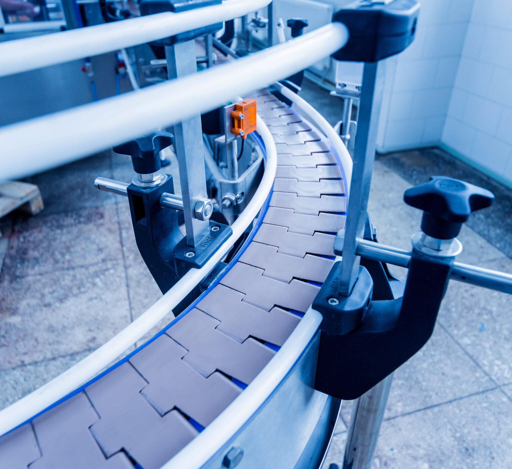 Automated industrial processing line, representing midstream sorting and grading